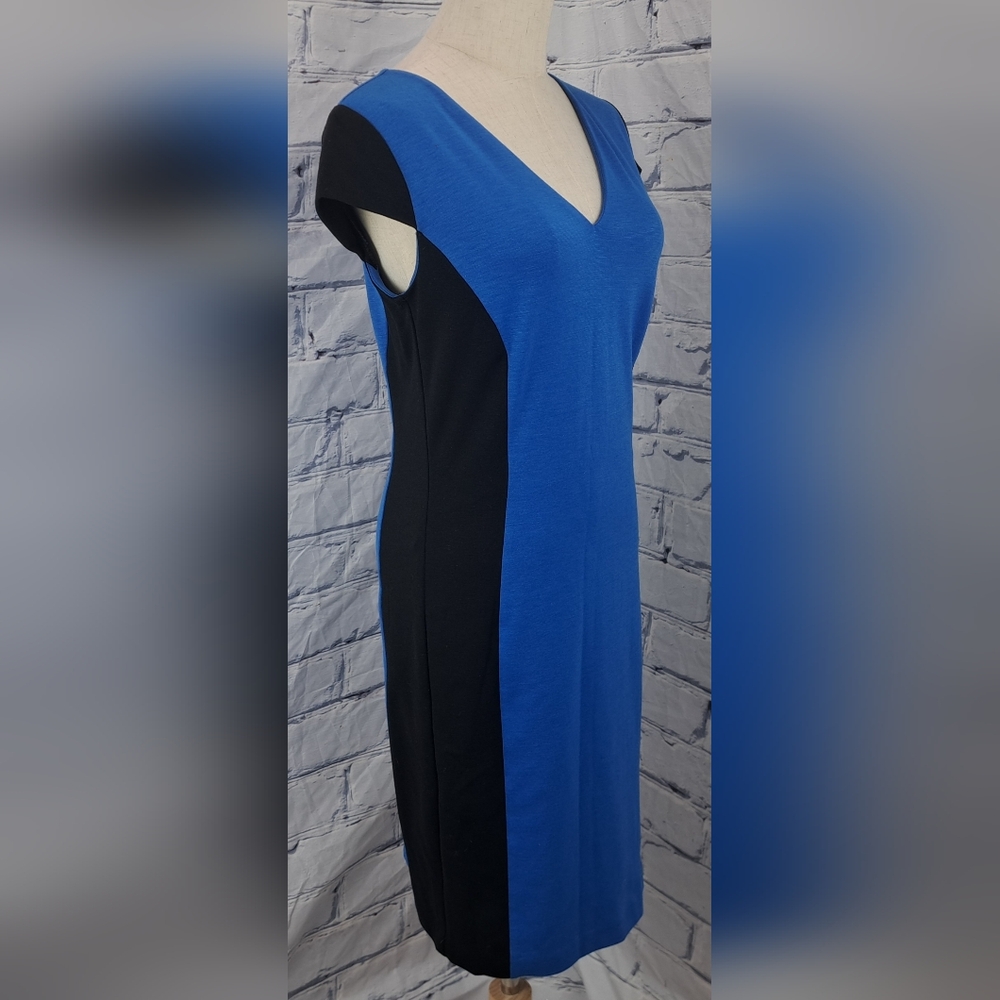 Michael Kors Cap Sleeve V-Neck Sheath Dress Midi Black and Blue Poly Rayon 2 US - Picture 5 of 16
